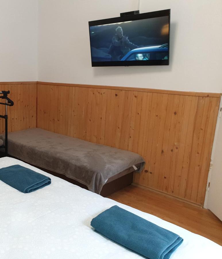 Apartmany Centro & Jacuzzi 皮耶什佳尼 外观 照片