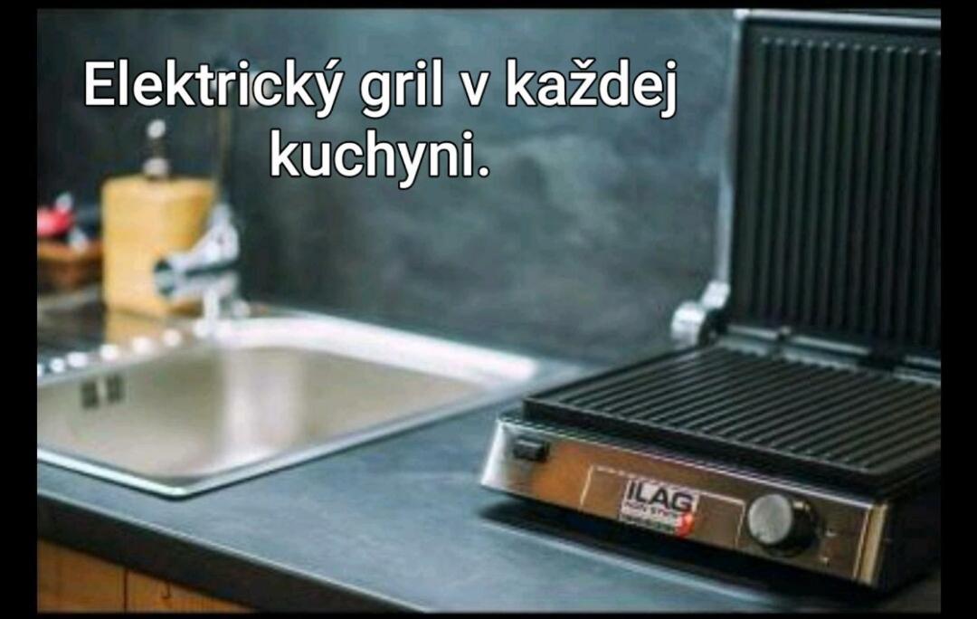 Apartmany Centro & Jacuzzi 皮耶什佳尼 外观 照片