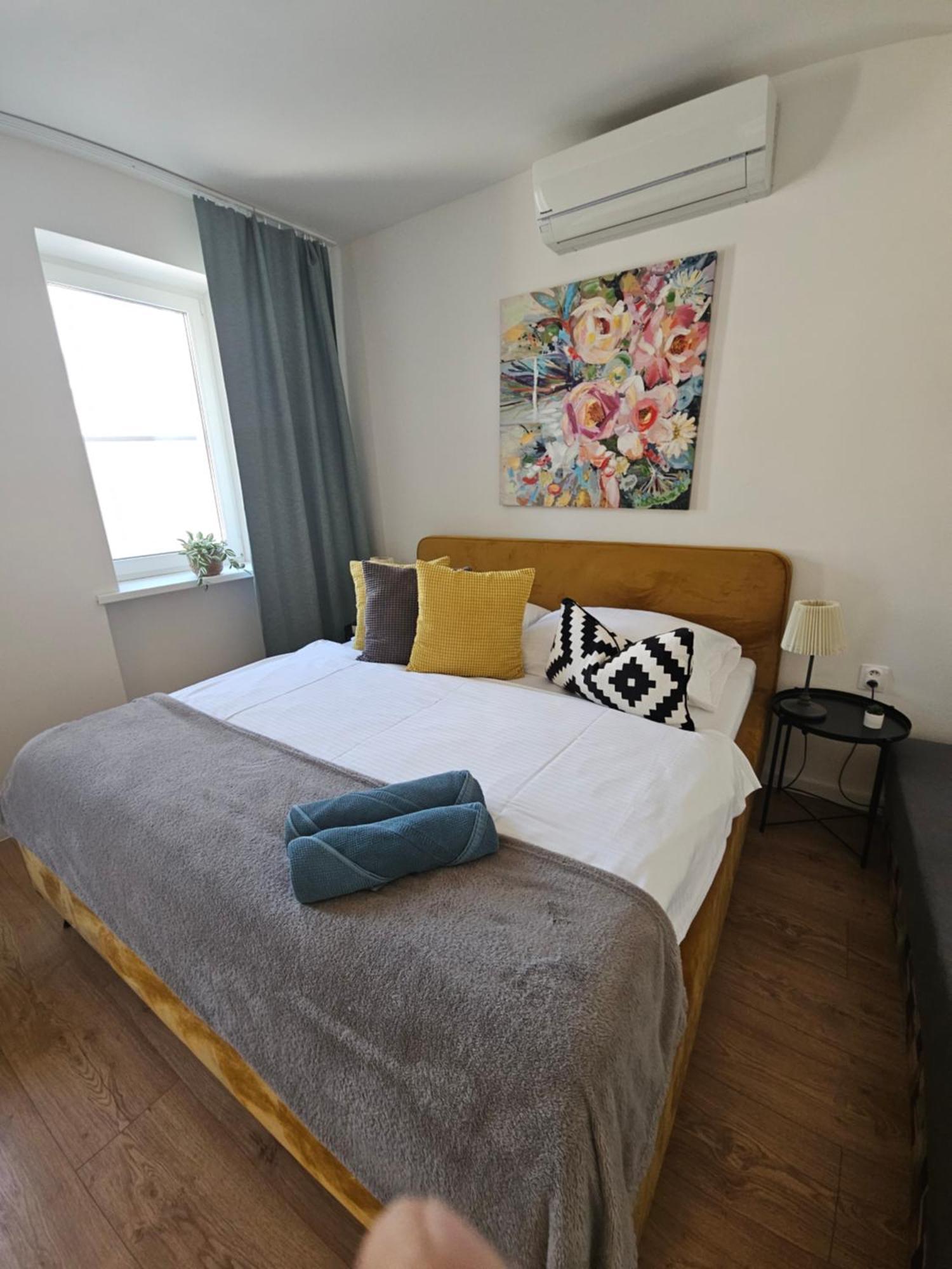 Apartmany Centro & Jacuzzi 皮耶什佳尼 外观 照片